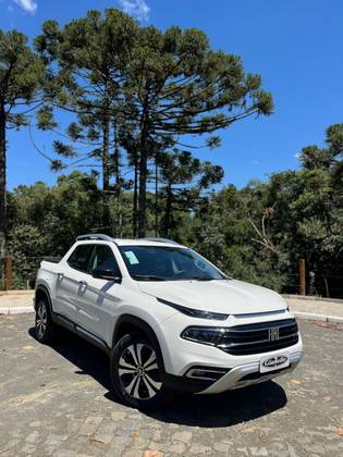 FIAT TORO 2.0 16V TURBO DIESEL VOLCANO 4WD AT9 FIAT TORO 2.0 16V TURBO DIESEL VOLCANO 4WD AT9